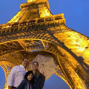 Meet your Posher, Thays